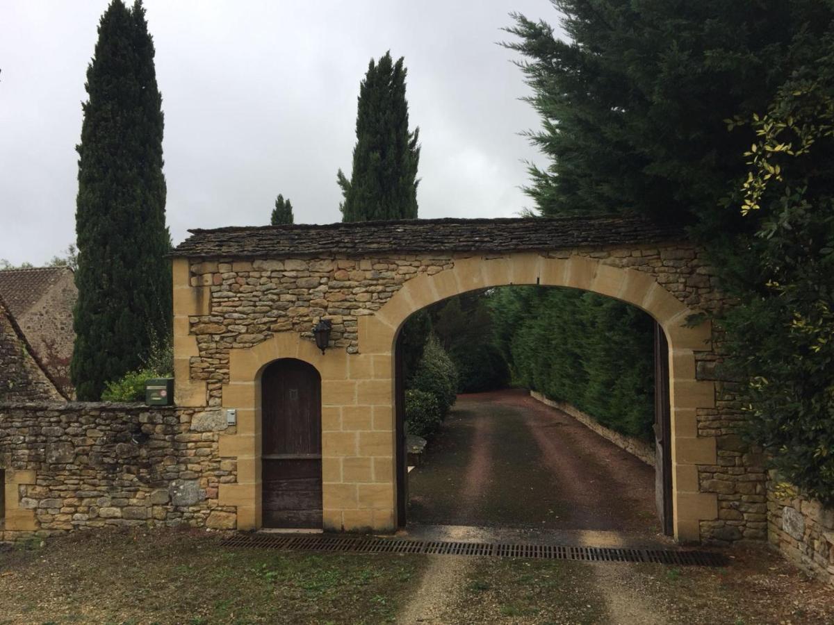 Gite Le Domaine Aubazen La Chapelle-Aubareil Экстерьер фото
